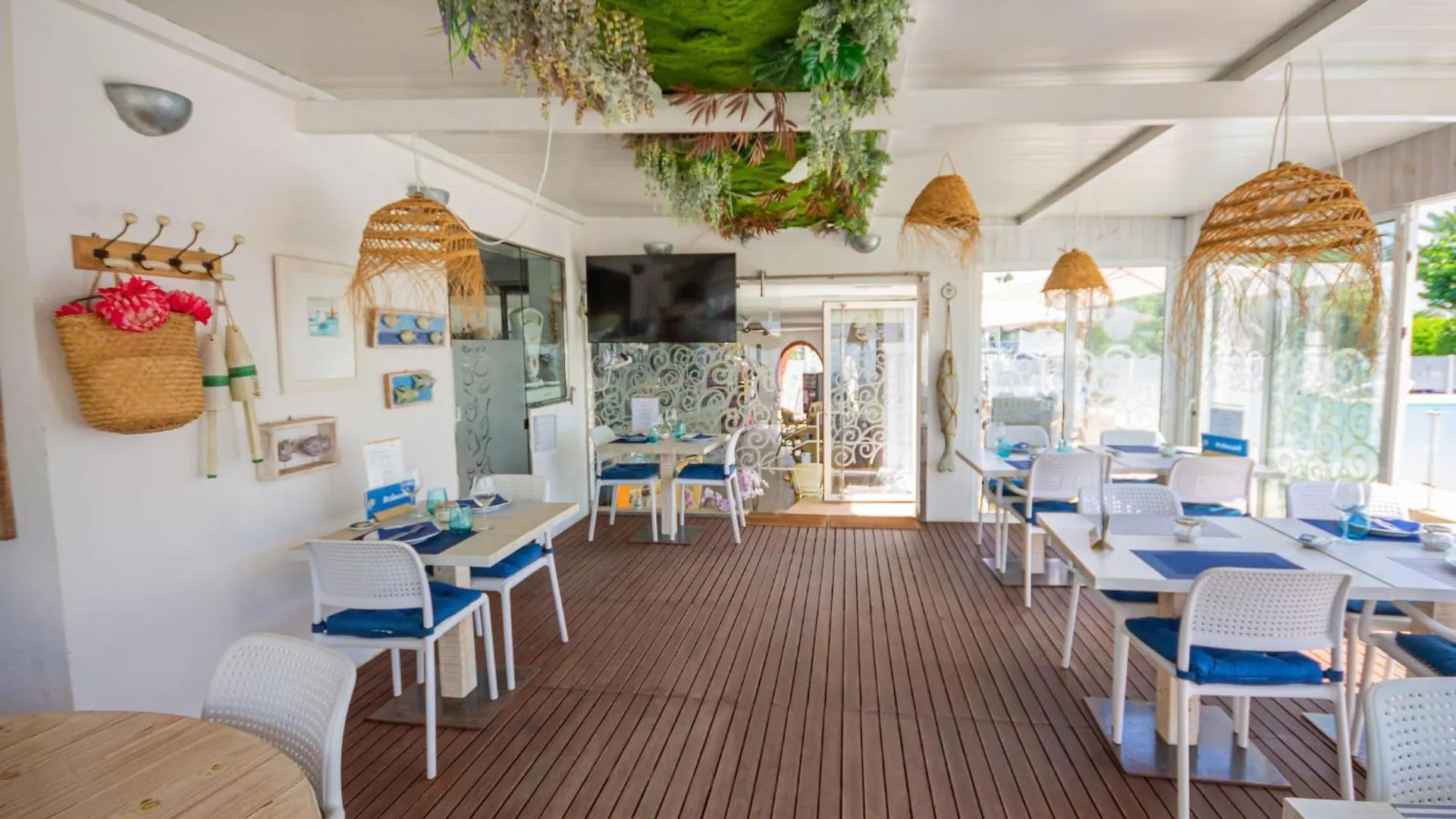 Camping & Bungalows Estanyet Les Cases d'Alcanar 2*,